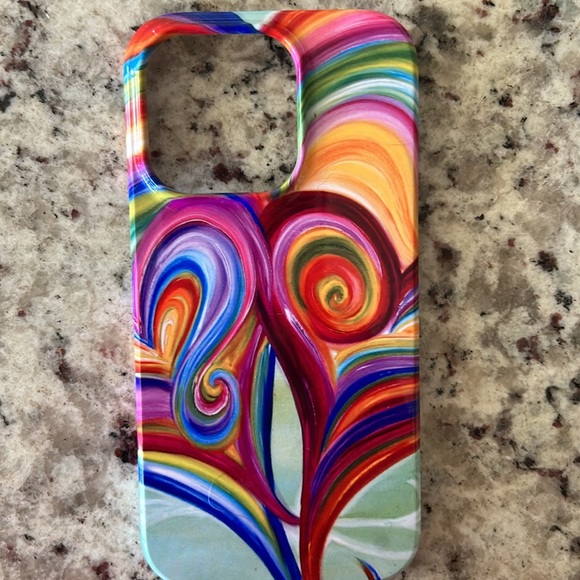 NWOT. Gorgeous heart art Custom made IP 14 PRO phone case. Never used. - Picture 6 of 8